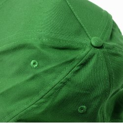 FIDES Kapser med trykk i 100 % resirkulert bomull.