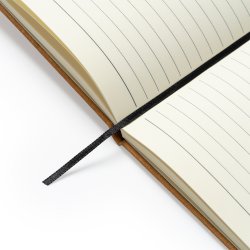 KORUM A5 notatbok med harde permer i resirkulert skinn